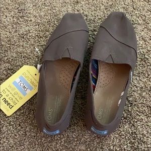 Toms size 8 women’s